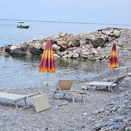 Bed and Breakfast Taorbay à Giardini-Naxos Extérieur photo